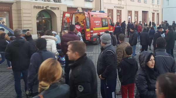 o femeie si a injunghiat fostul sot pe o strada din centrul sibiului