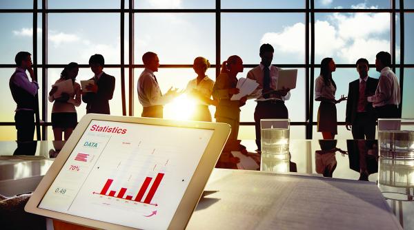 companiile straine infloresc firmele locale se ofilesc