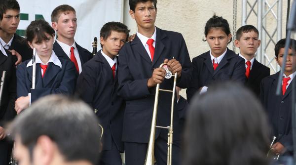 dragos pislaru vrea sa lanseze proiectul prima camera pentru tinerii care provin din sistemul institutionalizat