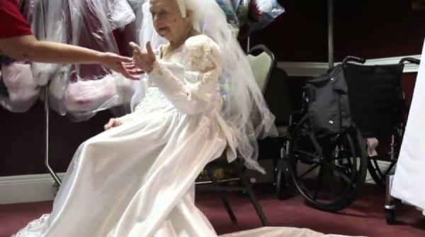 mireasa la varsta de 90 de ani