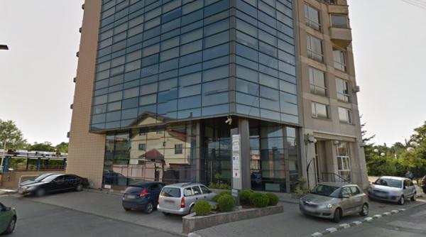 perchezitii la firma care taxa oxigenul oamenilor muribunzi