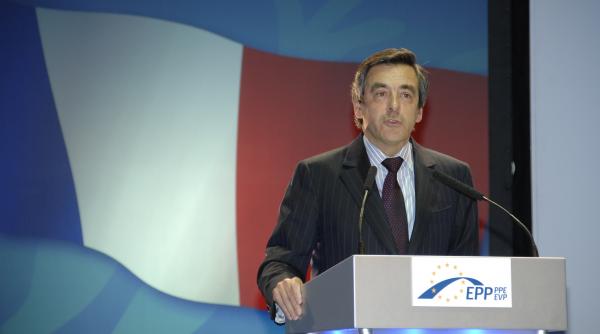 fillon conduce in alegerile primare ale dreptei franceze