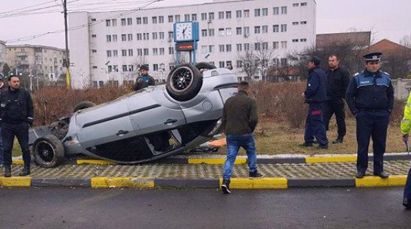 accident spectaculos intr un sens giratoriu din rovinari
