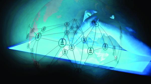 google si facebook vor cenzura stirile false