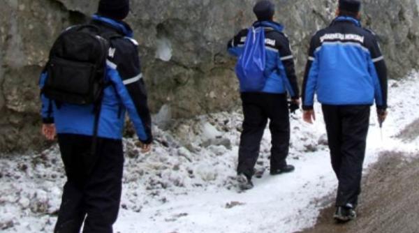 un barbat risca o amenda usturatoare dupa ce a fost cautat toata noaptea de jandarmii montani