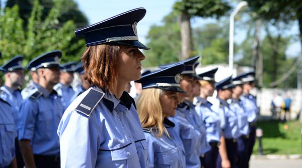 bugetarii vor avea salarii mai mari si cu 65