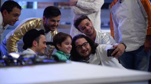 chefi la cutite lider de piata vedetele au gatit pentru a ajuta un baietel bolnav