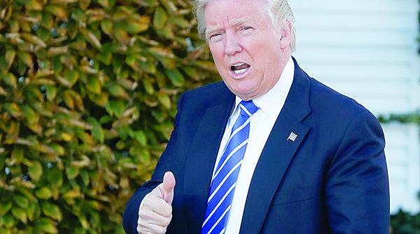 donald trump apara steagul american