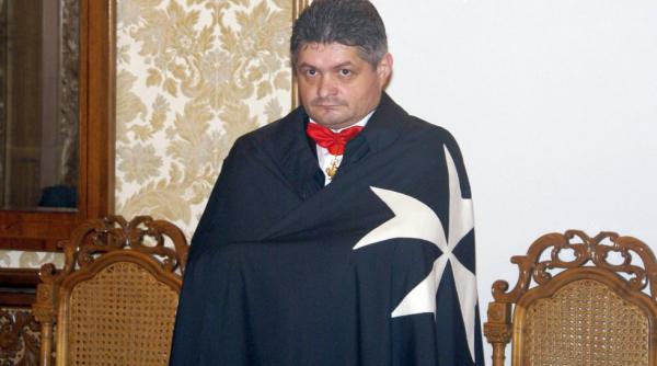 florin secureanu sprijinit de politicieni acuzat de abuz de ordinului suveran de malta