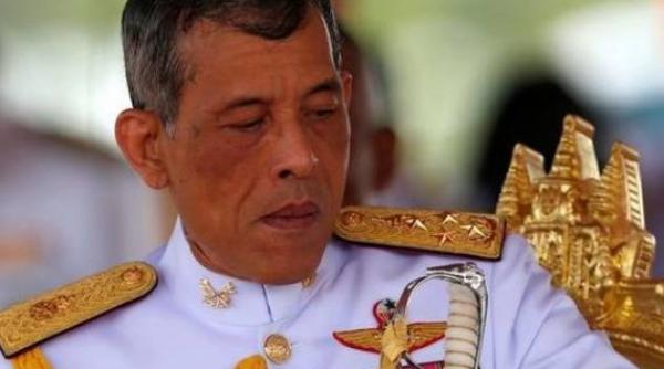 printul mostenitor maha vajiralongkorn proclamat rege al tailandei