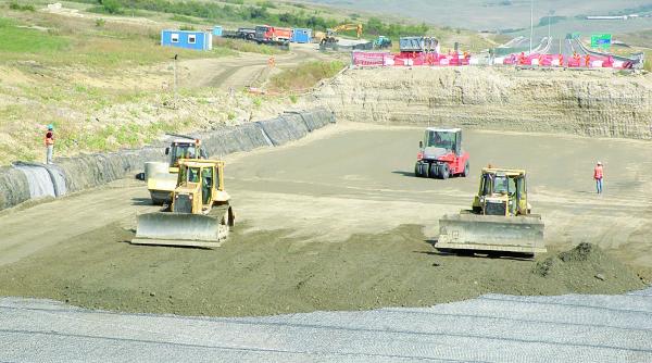 vanzatorii de cai verzi pe pereti abonati la bani publici