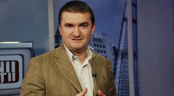 dorin chiotea a fost suspendat pe termen nelimintat de la aparitiile pe ecranul realitatea tv pentru ca a apreciat transmisia antenei 3 de ziua nationala