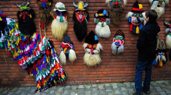 targ de sfantul nicolae la mntr