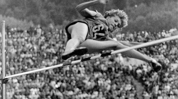 si oamenii mari sunt oameni iolanda balas soter incredibila istorie a campioanei care s a dus la olimpiada fara antrenor