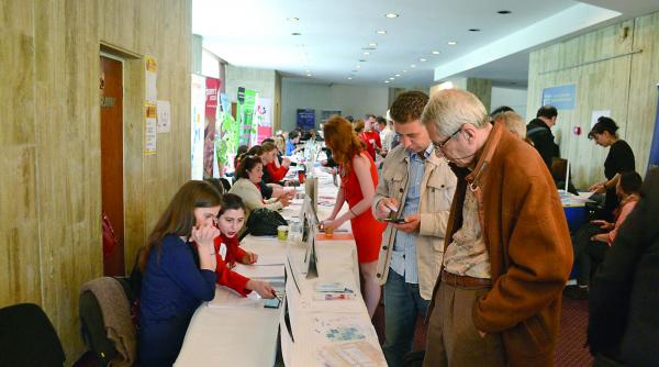 somajul real se apropie de 50 economia incotro