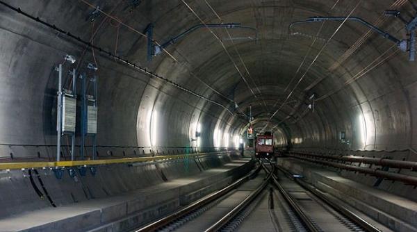 cel mai lung tunel din lume deschis traficului in elvetia