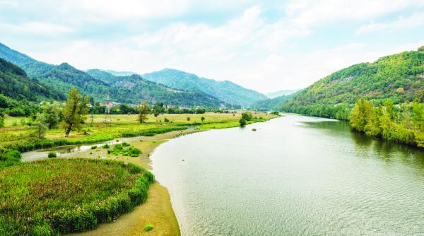 arii protejate ale romaniei parcul national cozia
