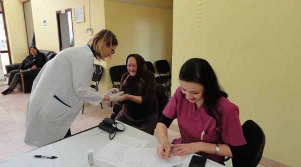 una din zece femei poate avea cancer de san fara sa stie