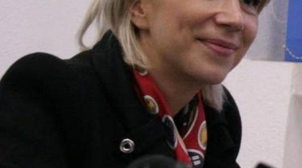 raluca turcan afirma ca pnl va continua eforturile de a obtine un guvern de dreapta