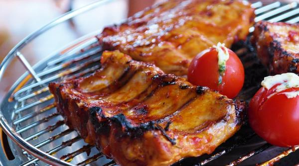 reteta zilei coaste de porc marinate la gratar