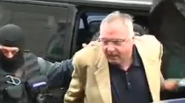 dan adamescu trimis in judecata alaturi de fosti sefi din comisia de supraveghere a asigurarilor