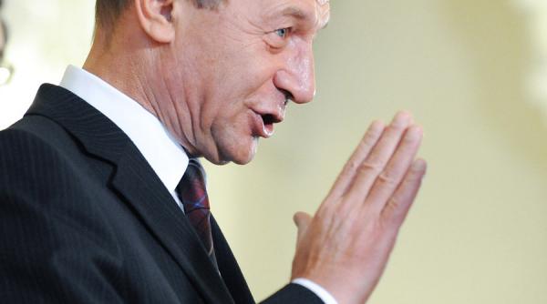 basescu catre sevil shhaideh aveti o reputatie impecabila nu fiti parte a unui joc politic ce nu va apartine