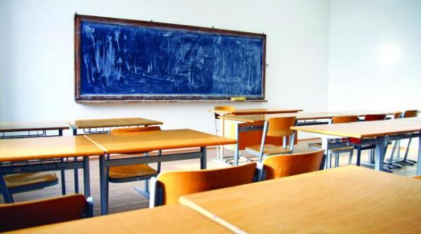 mai mult de 8 mii de cladiri de invatamant nu sunt autorizate pentru securitate in caz de incendiu