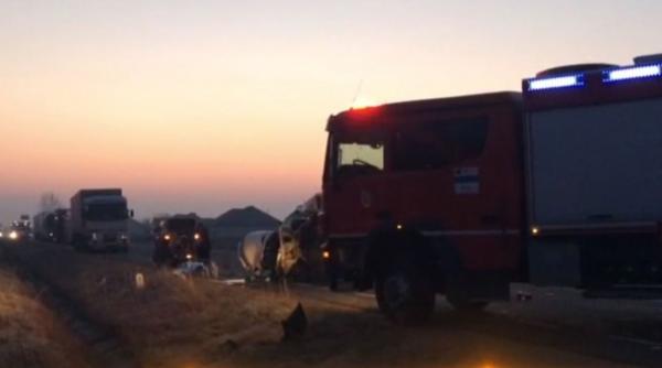 accident grav de circulatie pe dn6 doi oameni au murit 12 au fost raniti planul rosu de interventie a fost activat
