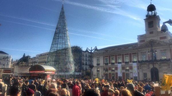 la madrid se pun obstacole in zonele unde se sarbatoreste revelionul pentru prevenirea atacurilor de genul celui de la berlin