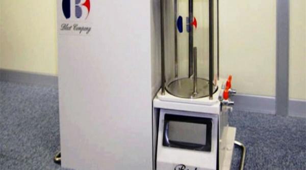 combustibilul lichid obtinut din deseuri de plastic o descoperire care poate salva resurse la nivel global