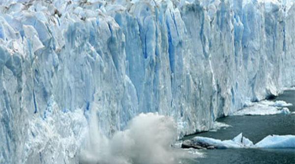 video cel mai mare aisberg din istorie se rupe de antarctica efectele sunt devastatoare