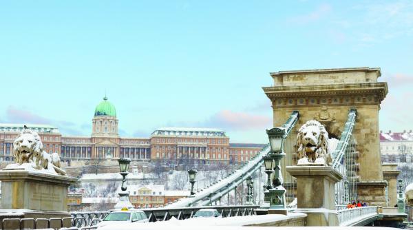 destinatia saptamanii descopera budapesta de sarbatori