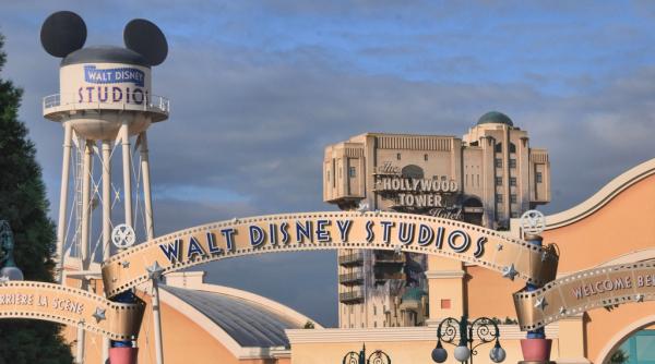 disney ar putea primi o despagubire de 50 de milioane de dolari in urma decesului actritei carrie fisher