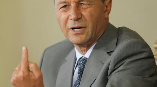 traian basescu surprins intr o inregistrare in care spune cum a fost masluit dosarul lui dan voiculescu