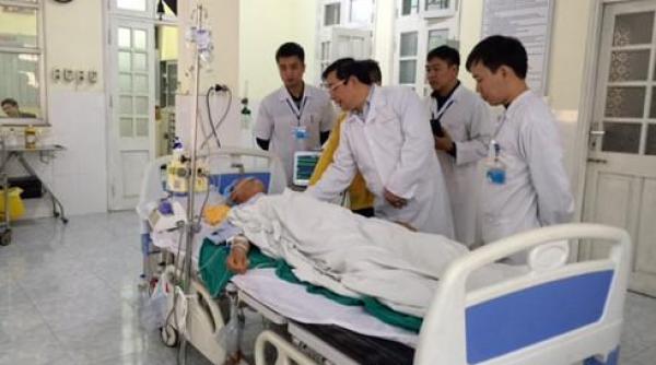 un barbat a trait 18 ani cu o foarfeca in abdonem