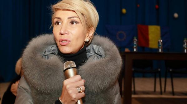 turcan e amuzant ca presedintele camerei deputatilor ne vorbeste de o gaura descoperita in bugetul guvernului