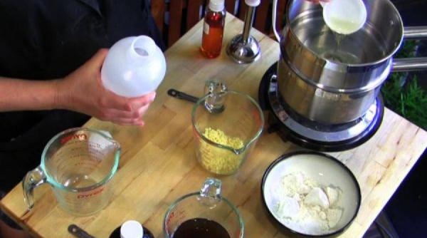 6 creme facute in casa care te scapa de pielea uscata in anotimpul rece