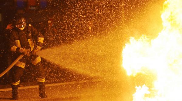 copii cu dizabilitati ramasi fara adapost dupa ce complexul de reabilitare scolara bradet a ars in intregime