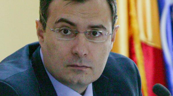 alerta florian coldea suspendat din functia de prim adjunct al directorului sri si anchetat de o comisie speciala