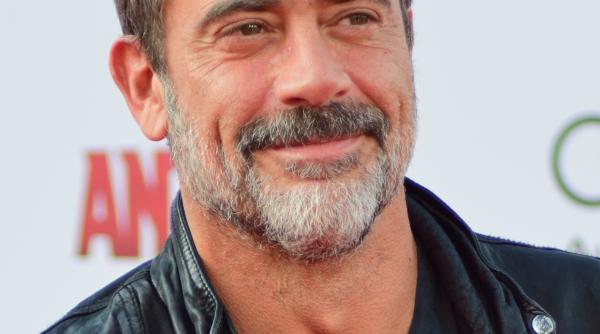 actorii americani aaron eckhart si jeffrey dean morgan sunt in romania