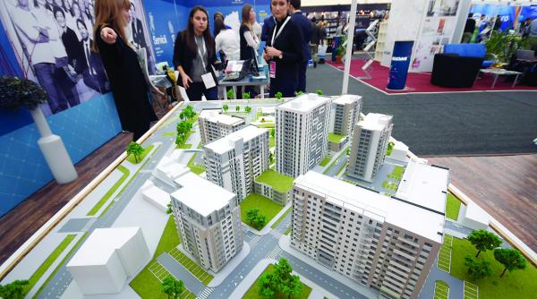 dezvoltatorii sunt nevoiti sa dea ilegal credite