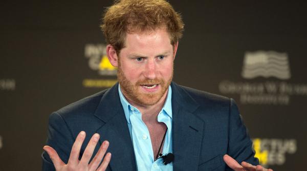 printul harry i a facut cunostinta iubitei sale cu kate middleton