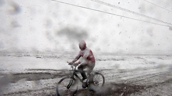 cod galben de vant si ninsori in 11 judete inclusiv in bucuresti