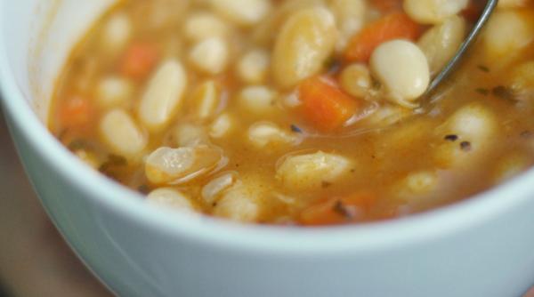 reteta zilei supa italieneasca cu fasole