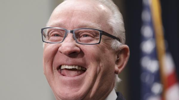 un partid albanez plateste 90 000 de euro pentru o invitatie la investirea lui trump