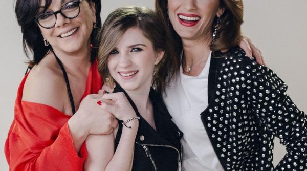 carmen tanase implineste astazi 56 ani cum isi sarbatoreste actrita ziua de nastere