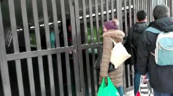 italia dupa 117 cutremure succesive la roma scolile au fost evacuate iar metroul oprit