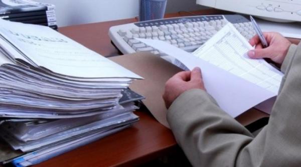 fostul director si patru angajati ai ajofm gorj retinuti pentru mai multe infractiuni