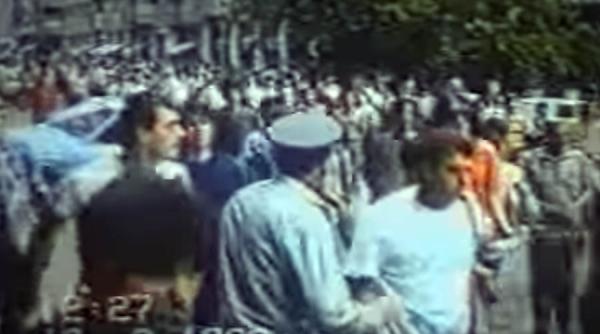 procurorii publica fotografii din dosarul mineriada pentru a identifica 100 de victime retinute in piata universitatii