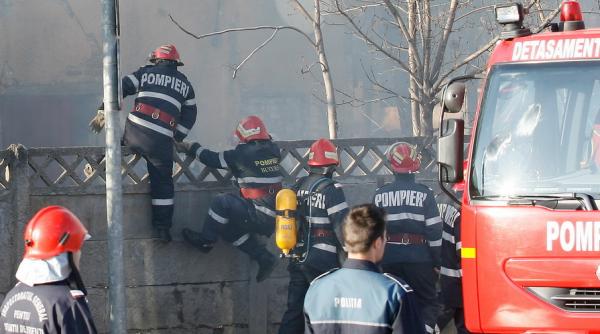 un alt incendiu in bucuresti 7 case au ars in berceni